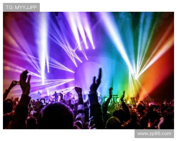 [高尔夫]韩裔电音女王金敏姬助阵LIV GOLF香港站摇滚派对.